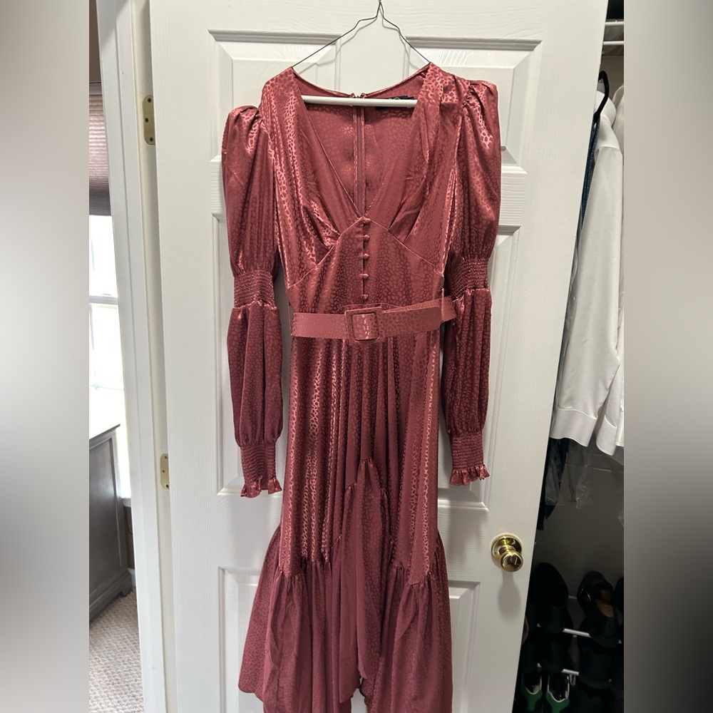 Beautiful long elegant patbo dress